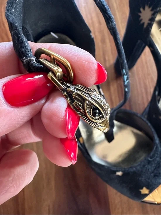 Kurt Geiger Black Velvet Star-Print Platform Heels - Picture 3 of 8